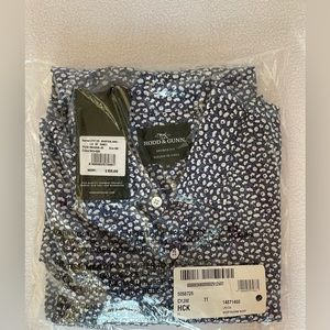 NWT Rodd and Gunn button down long sleeve shirt